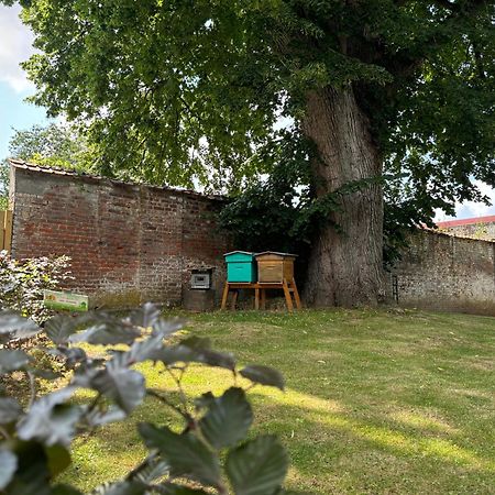 Logis Hotel-Restaurant - Le Moulin D'Artres Exterior foto